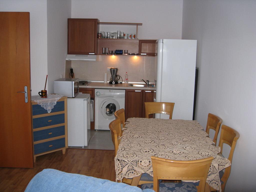 Elias Apartment Goudstrand Buitenkant foto