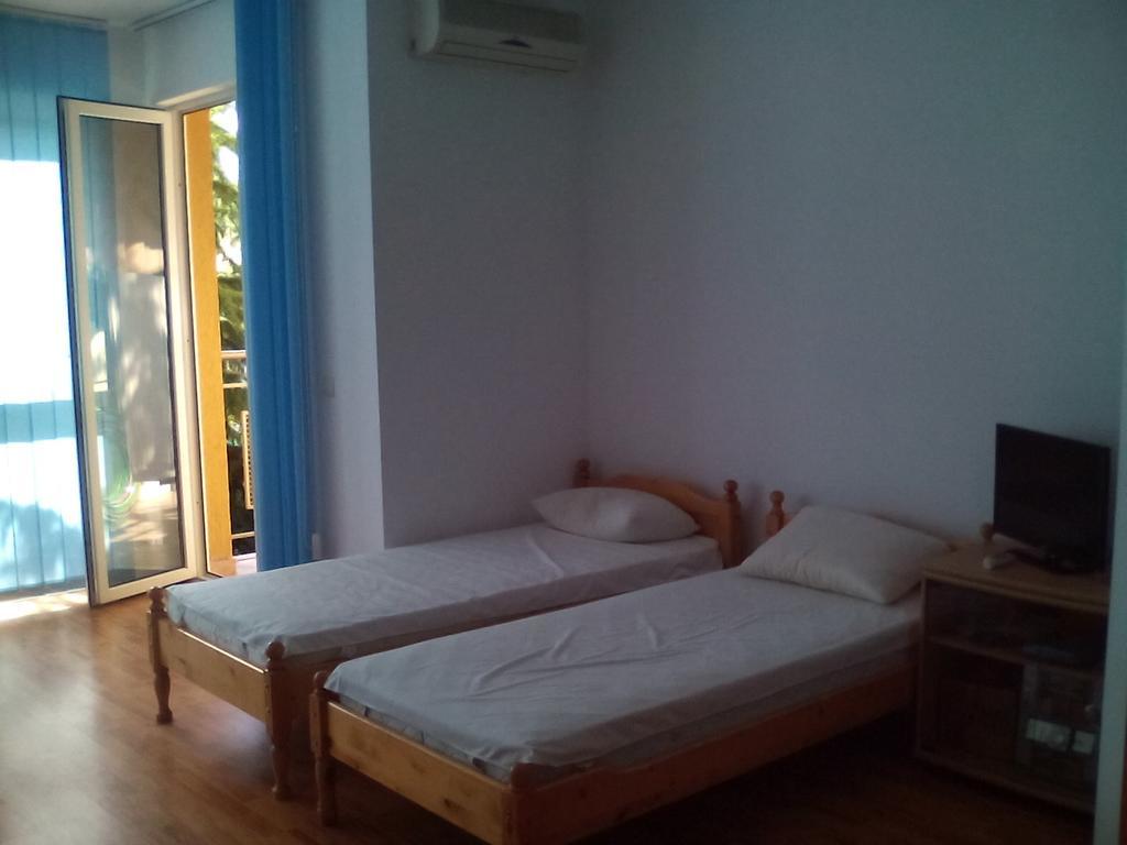 Elias Apartment Goudstrand Buitenkant foto